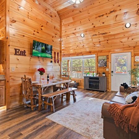 Heavenly Bliss By Ghosal Luxury Lodging Sevierville Esterno foto
